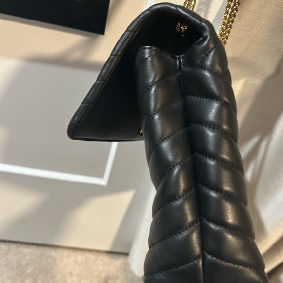 Tory Burch Kira Chevron - Picture 5 of 9